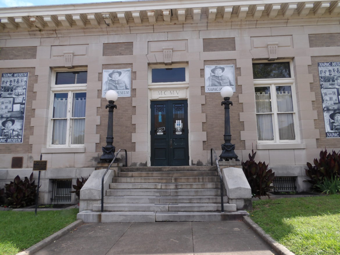 Official of Miss. Humanities Council visits Natchez in support of three local museums